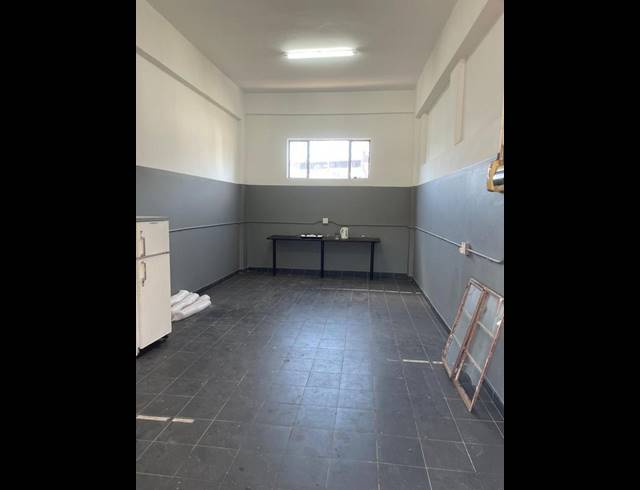 INDUSTRIAL PROPERTY TO RENT IN MAIDSTONE VILLAGE